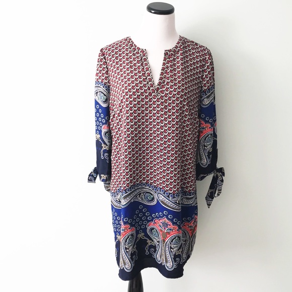 Forever 21 Dresses & Skirts - NWT Forever 21 V-neck Boho Shift Dress Red Blue